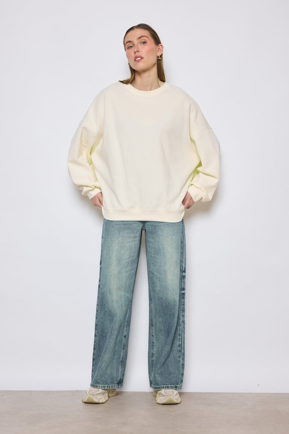 CHRISTINE DARK GREY SWEATSHIRT