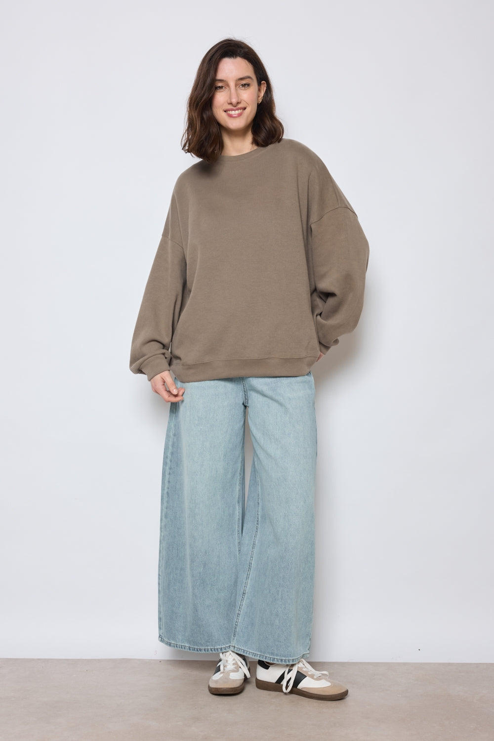 SWEAT CHRISTINE OLIVE