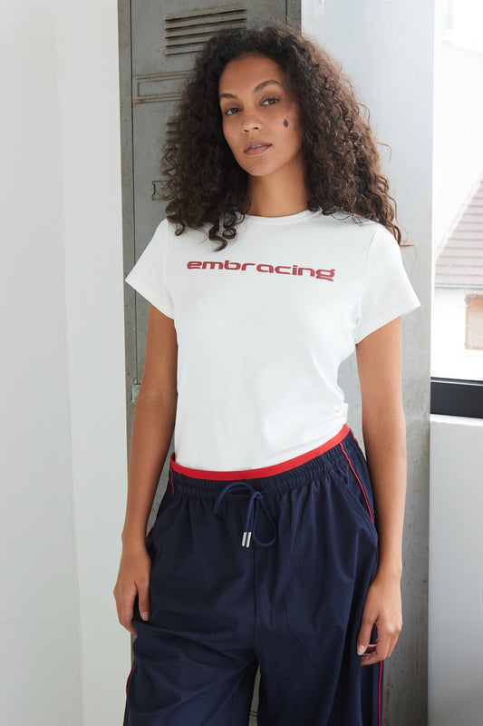 T-SHIRT EMBRACING BLANC