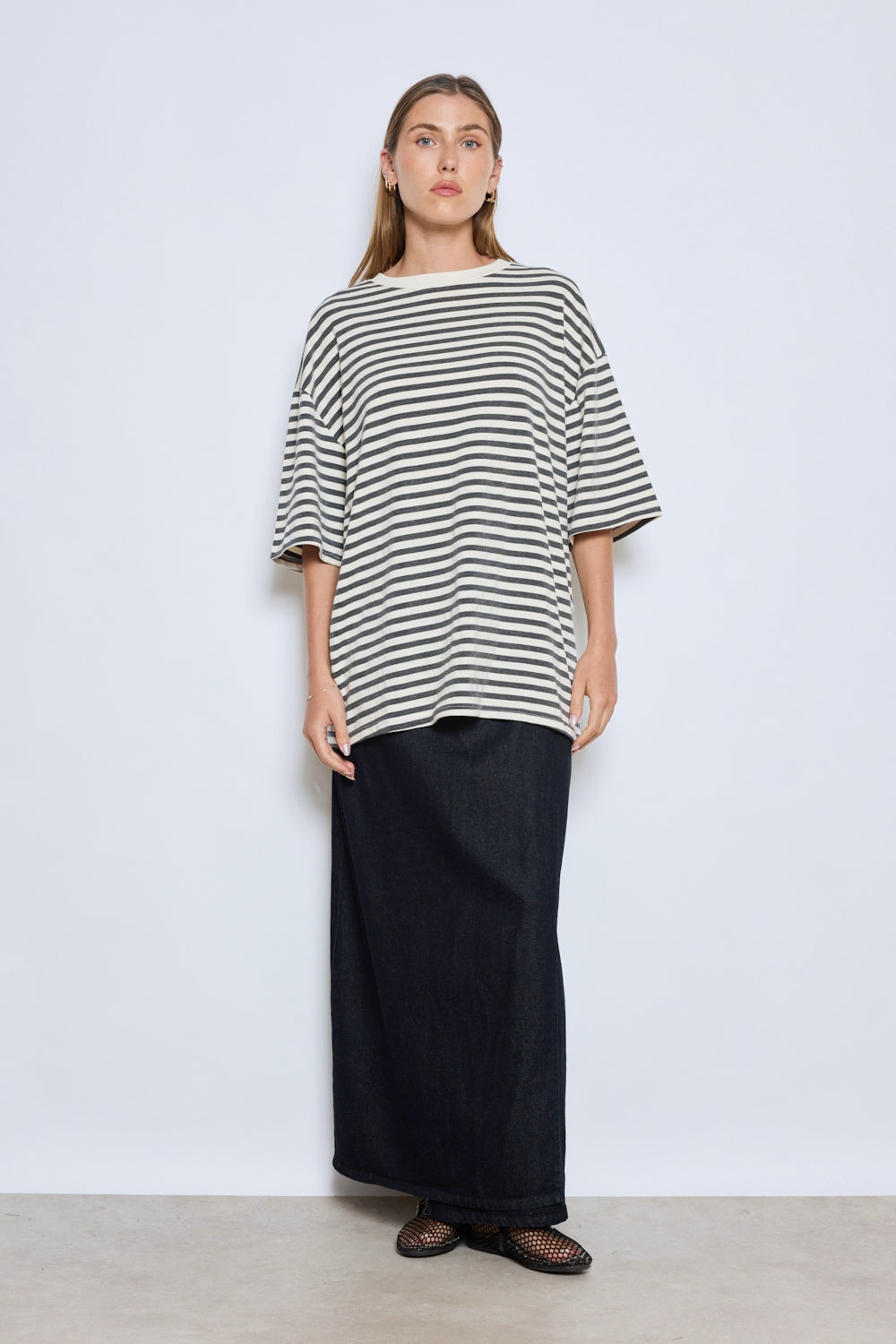 T-SHIRT NINA GRIS
