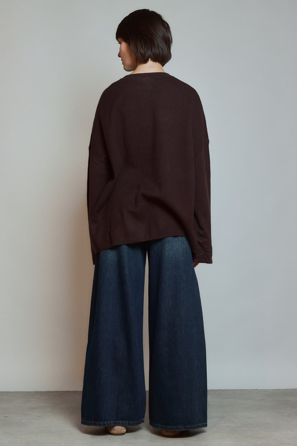 KAEL BLACK SWEATER