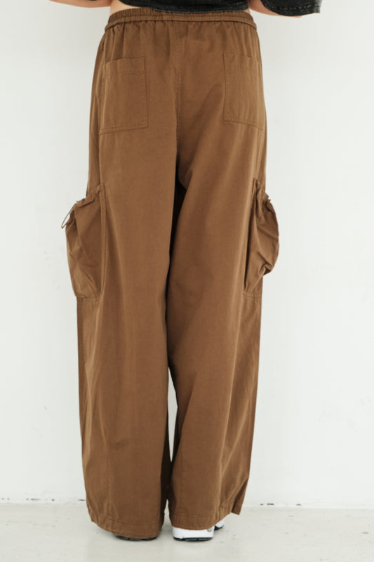 PANTALON ZURI CAMEL