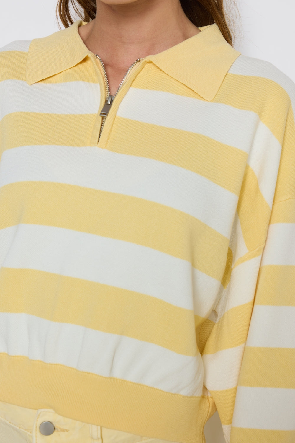 PULL MAGALIE JAUNE