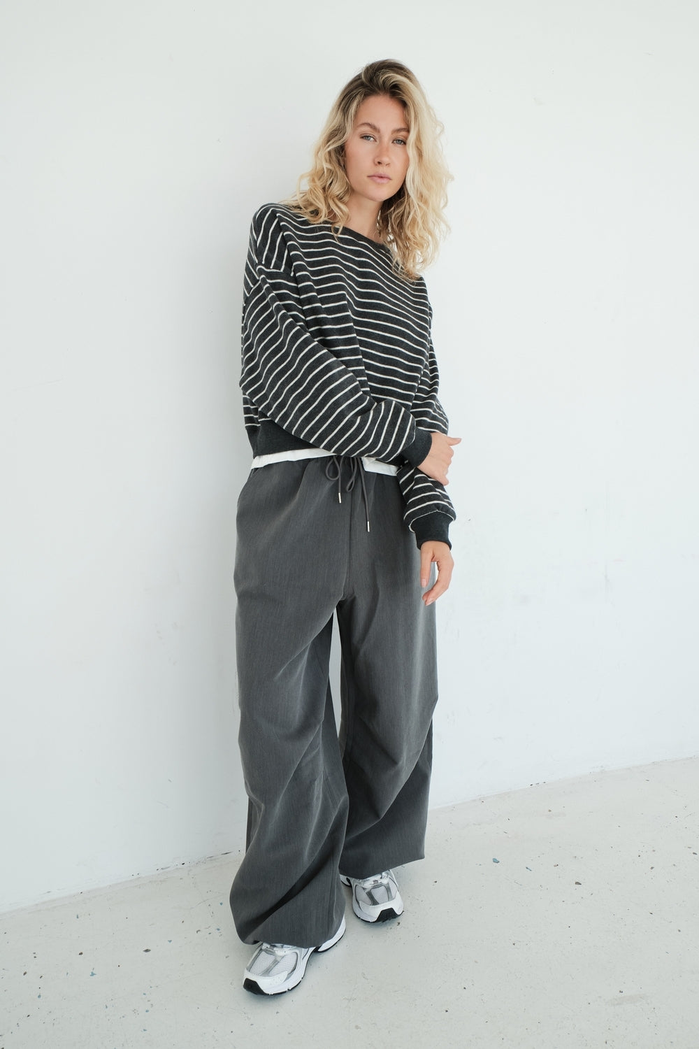PULL ELOWEN GRIS FONCE