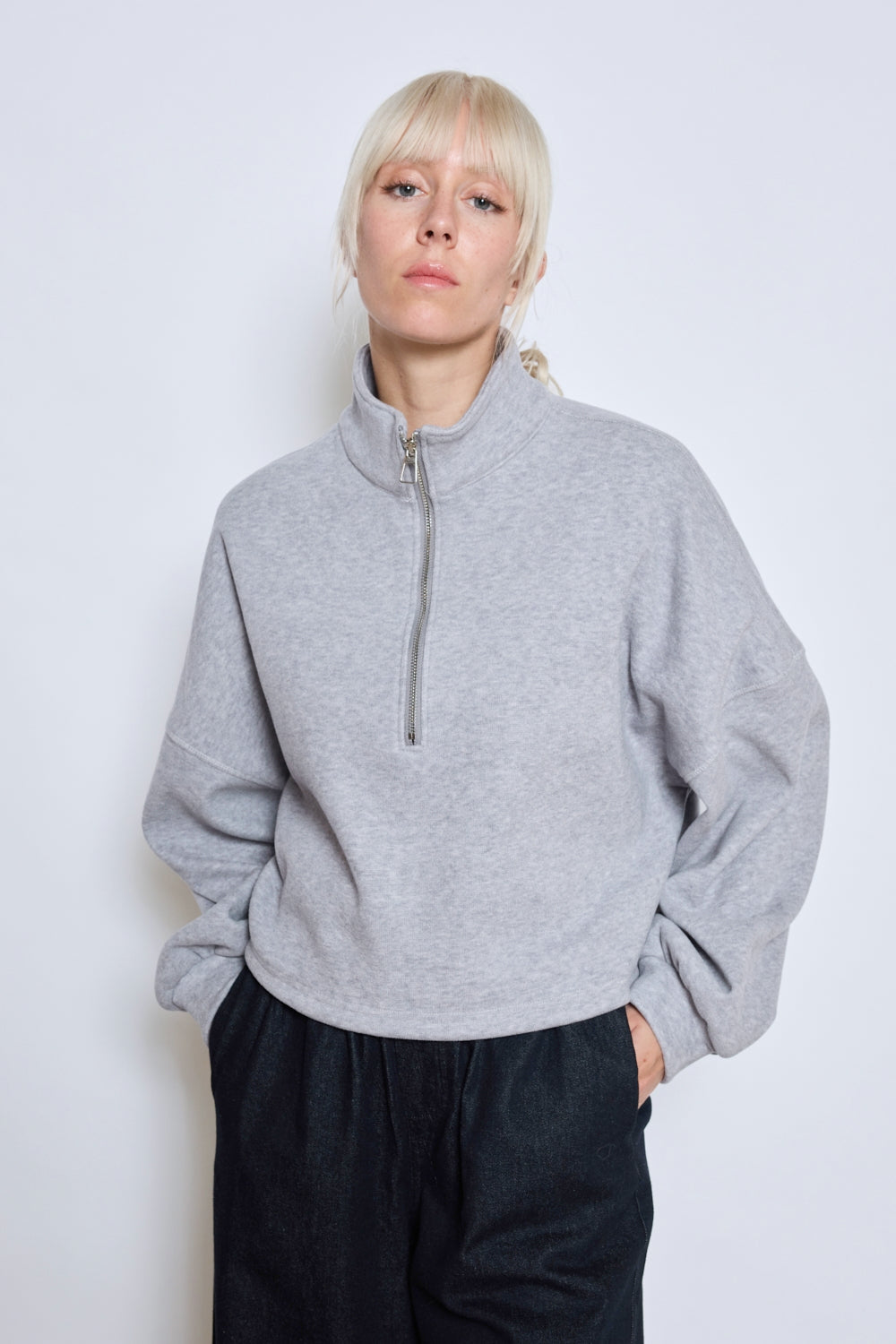 PULL EVAN GRIS