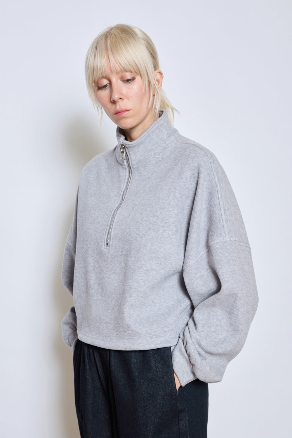 PULL EVAN GRIS