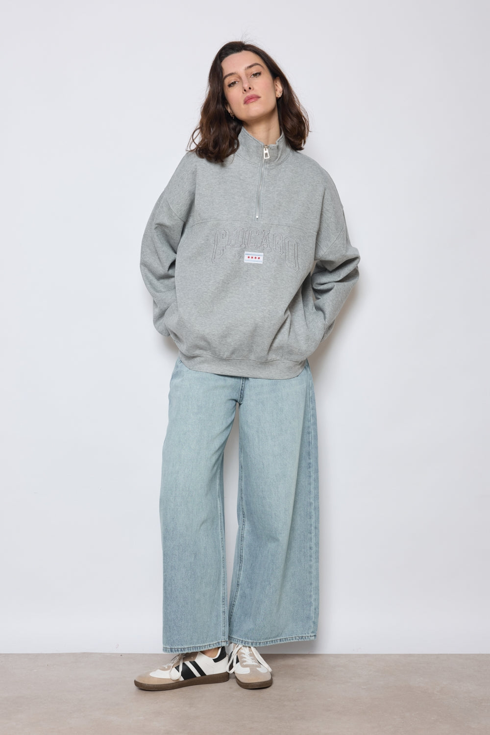 SWEAT MANEL GRIS