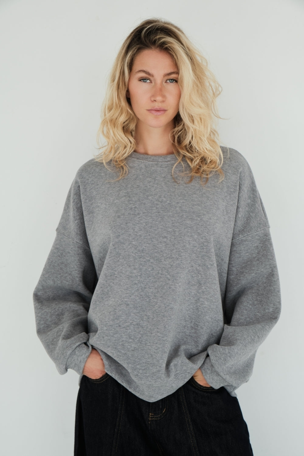 SWEAT BILLIE GRIS
