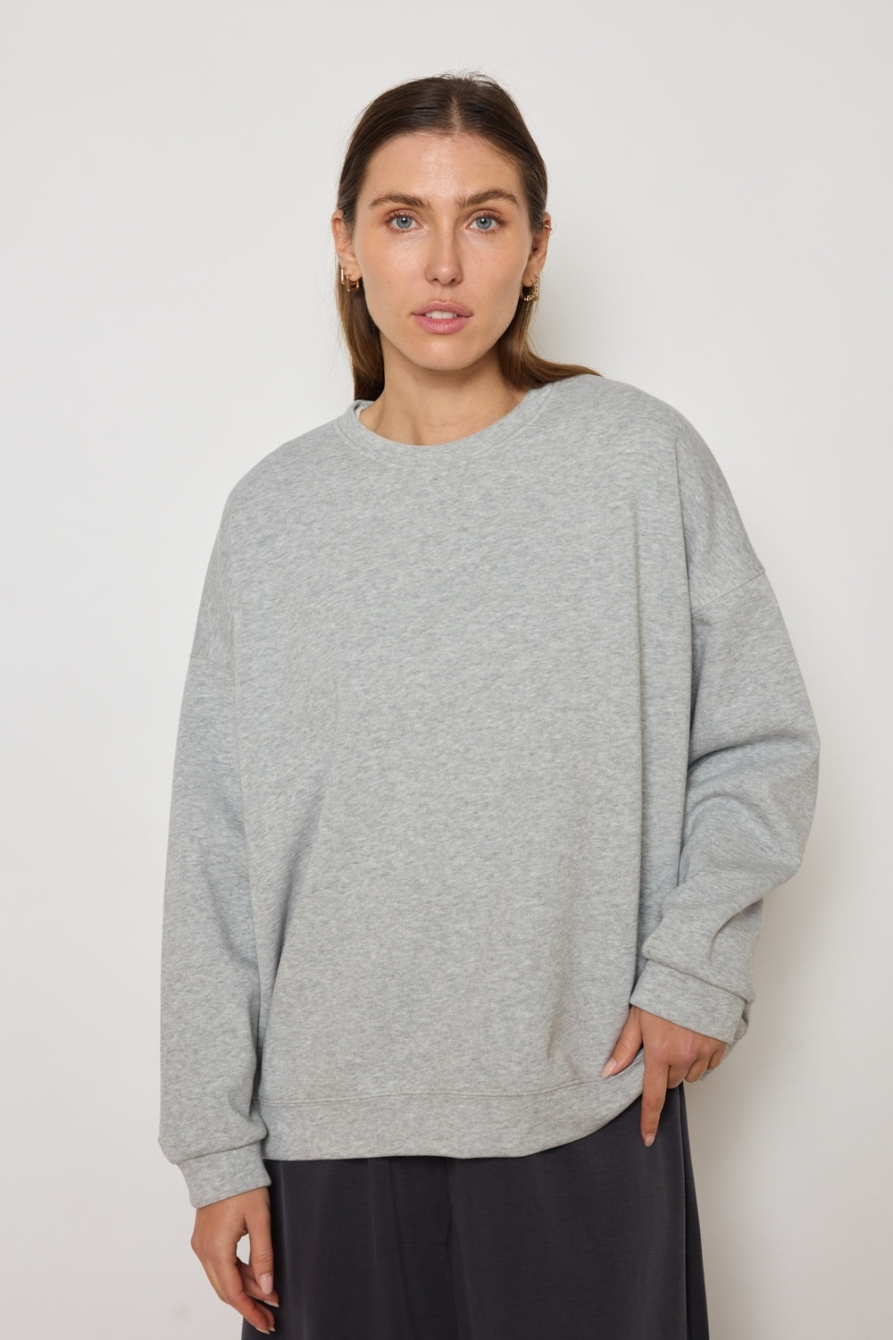 SWEAT NINA GRIS