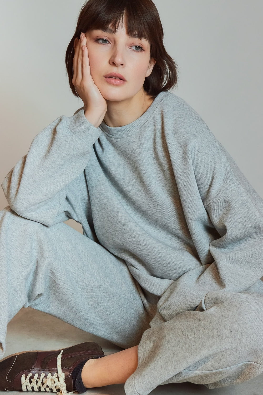 SWEAT NINA GRIS