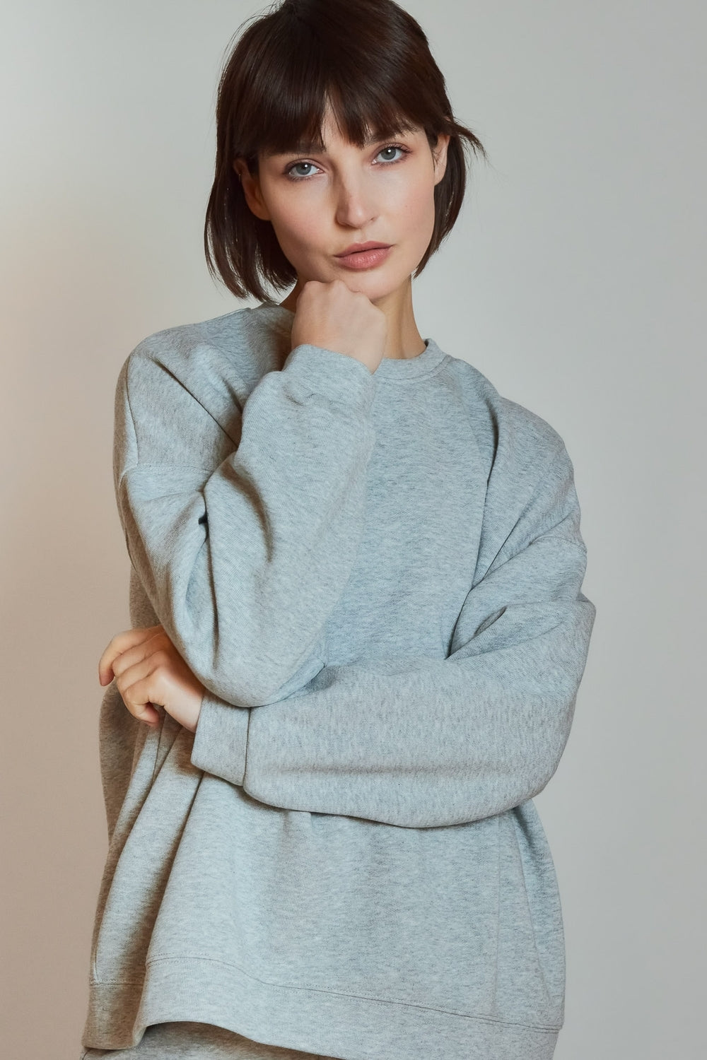 SWEAT NINA GRIS