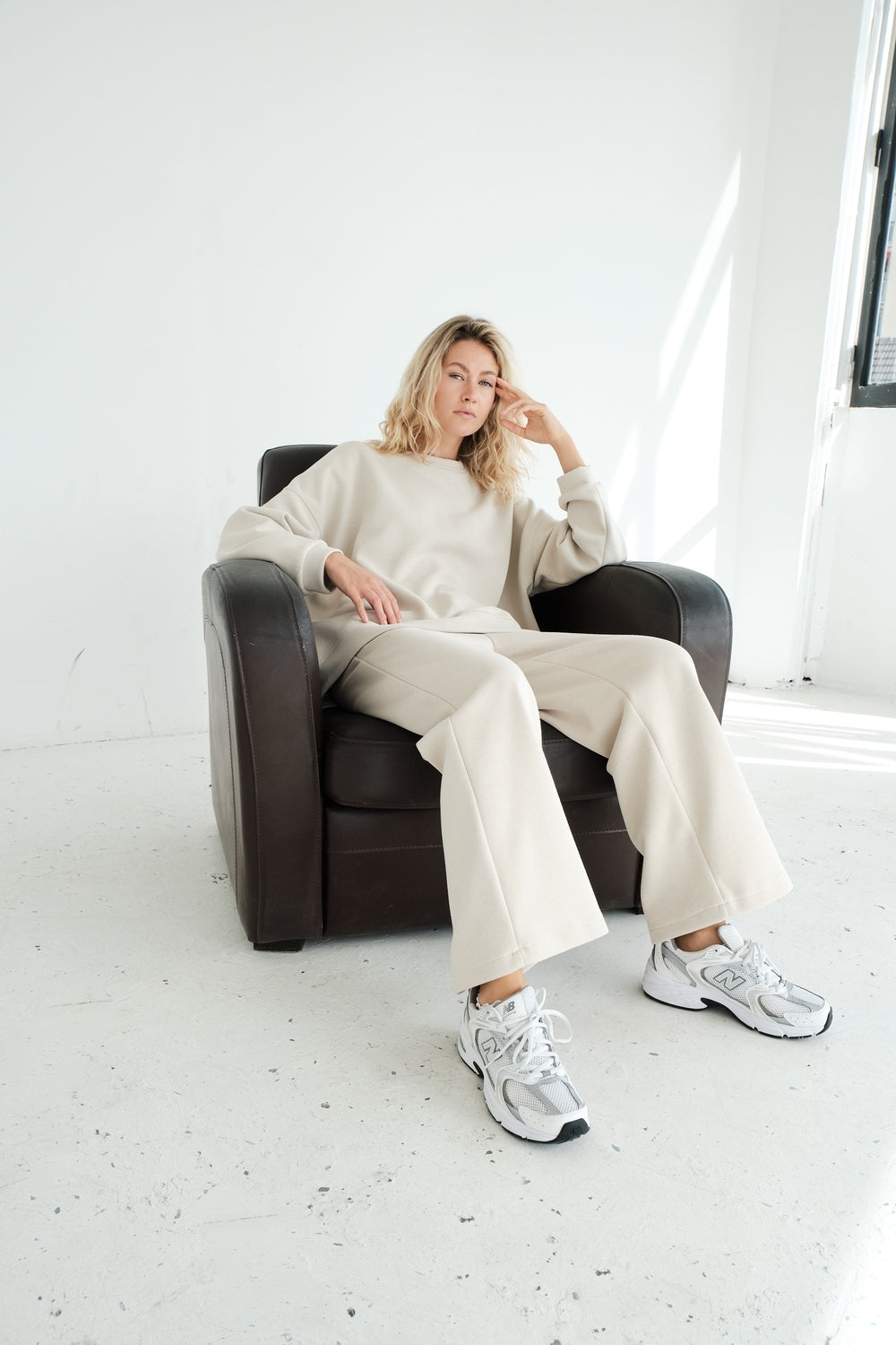 PANTALON NINA BEIGE