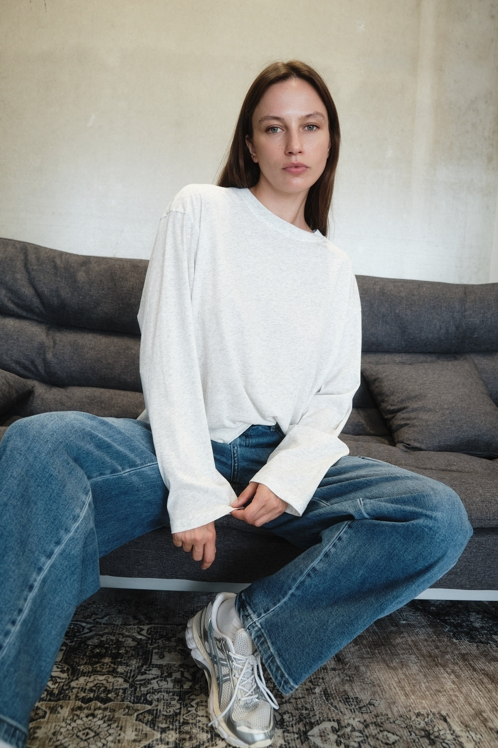 TOP INES GRIS