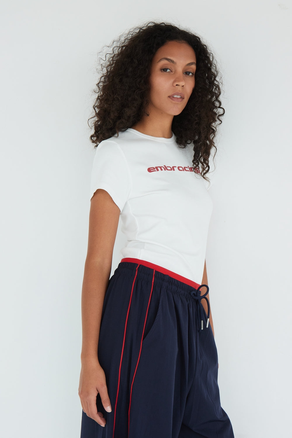 T-SHIRT EMBRACING BLANC