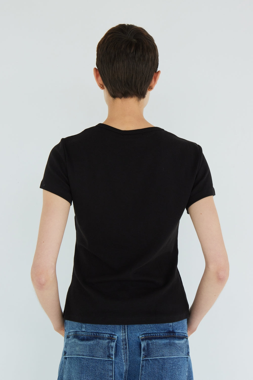 T-SHIRT EMBRACING NOIR