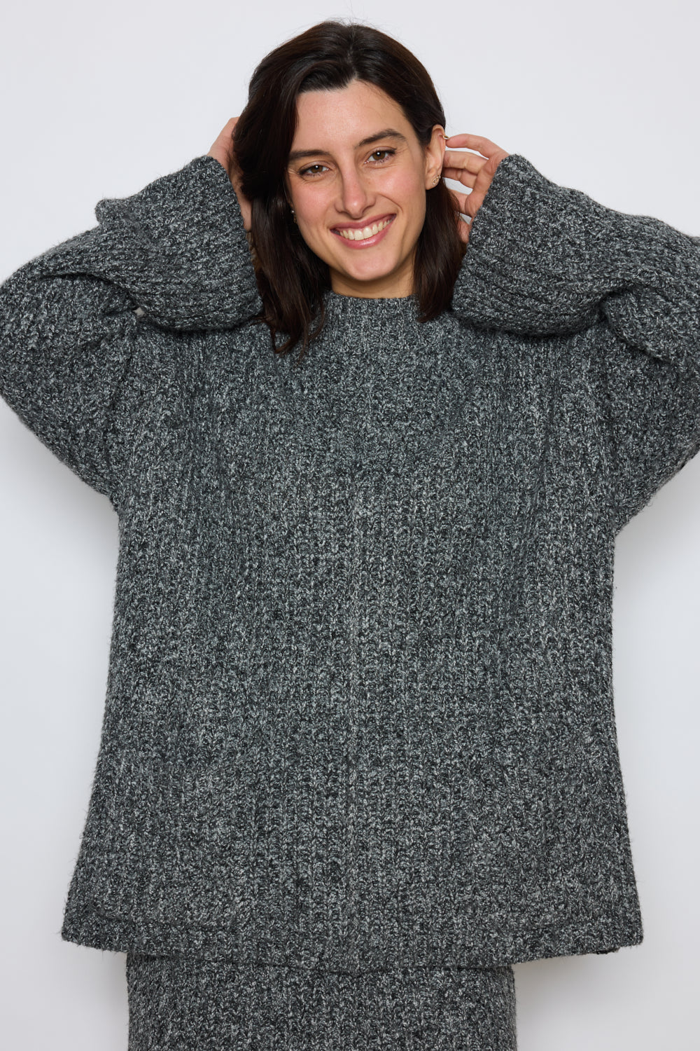 PULL TILDA GRIS