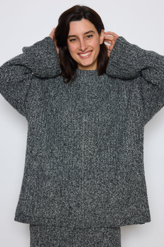 PULL TILDA GRIS