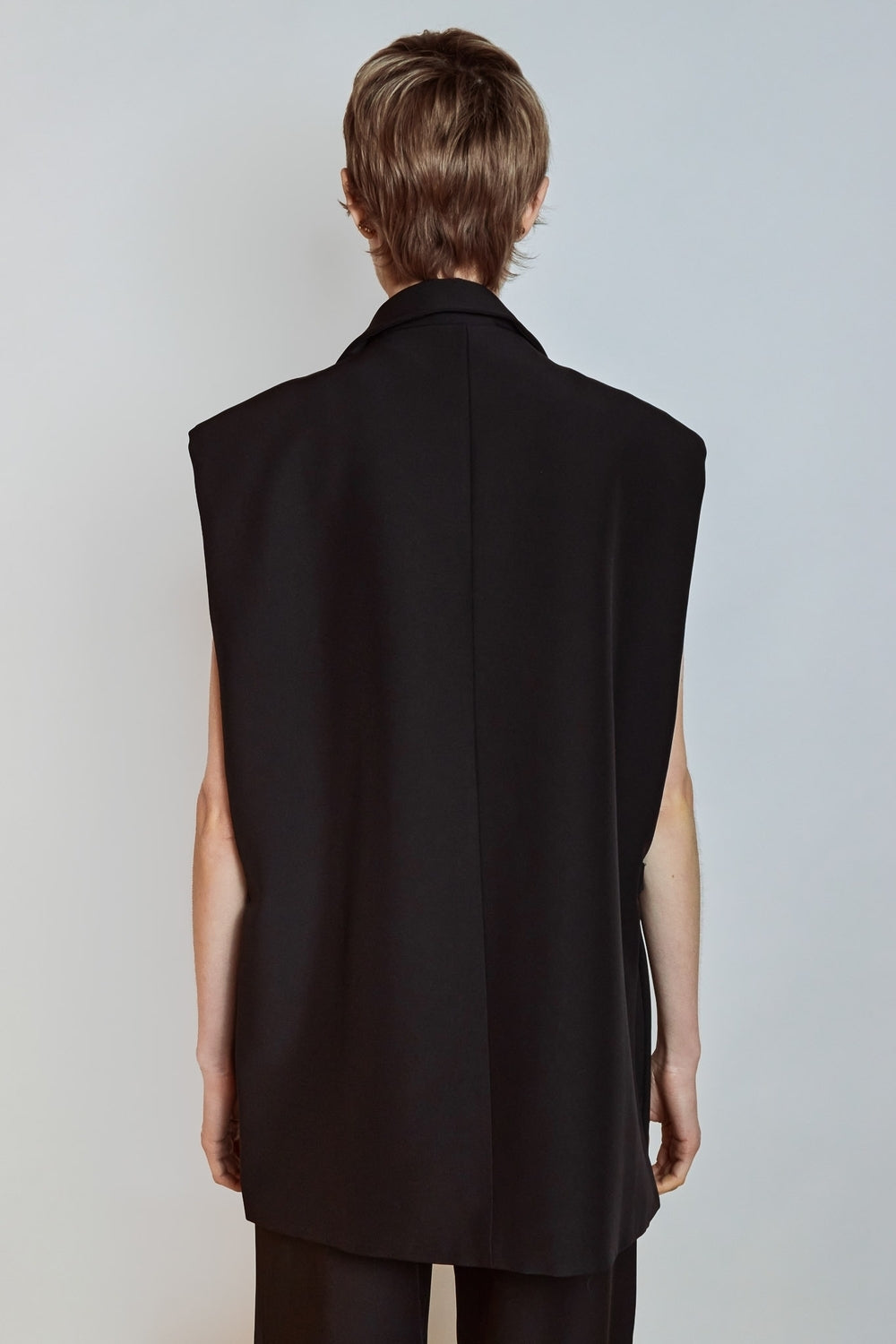 VESTE SANS MANCHES NEA NOIR