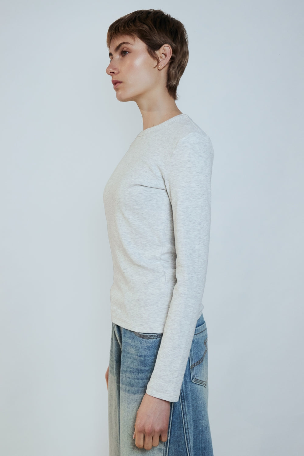 TOP NOAH GRIS
