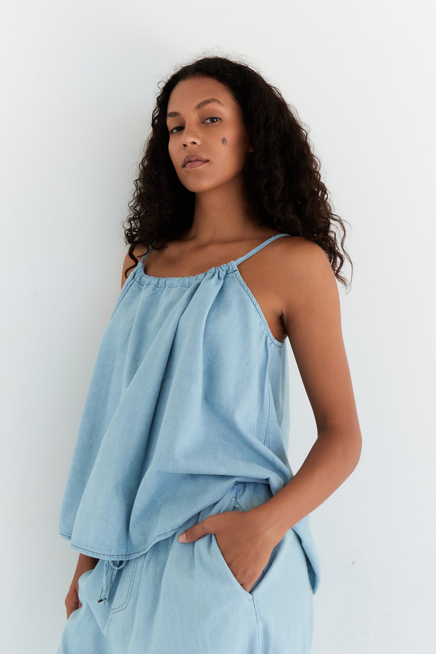 TOP IRIS BLEU CLAIR