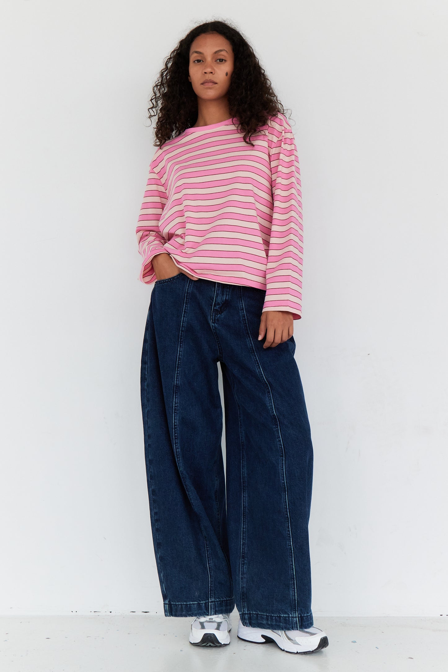 T-SHIRT SUKI ROSE