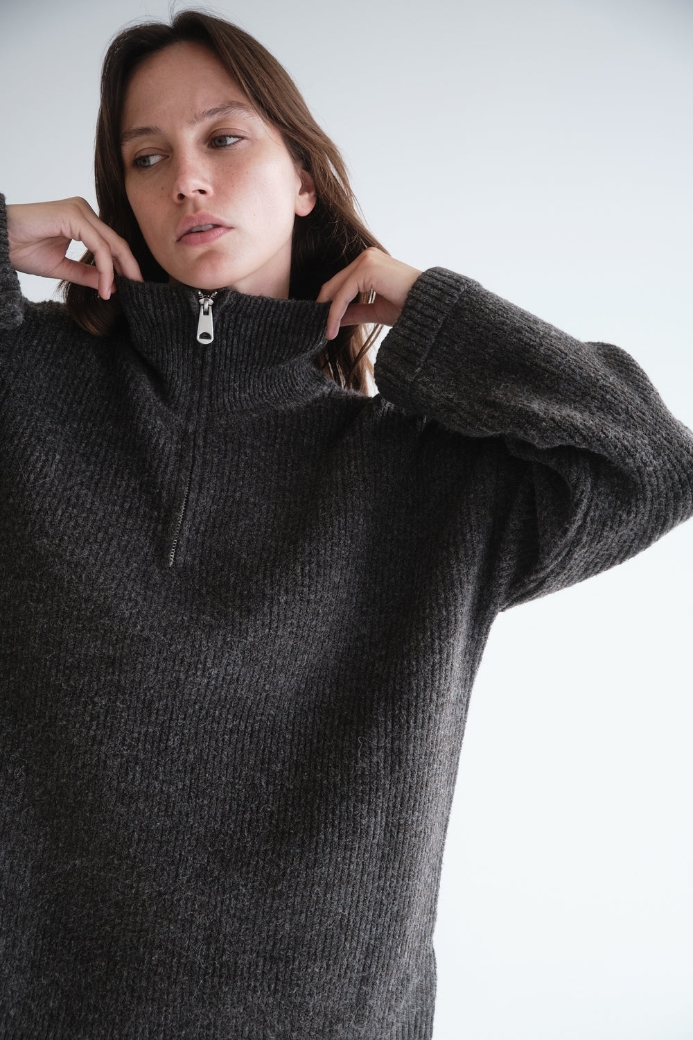 PULL TOVE CHOCOLAT